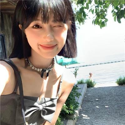 染成茜色的坂道